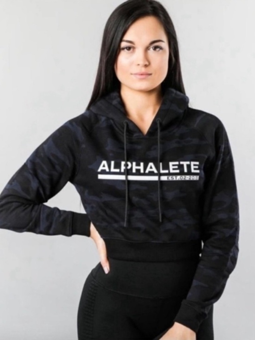 NWT Alphalete Black Camo Logo Cropped Hoodie, Size XS